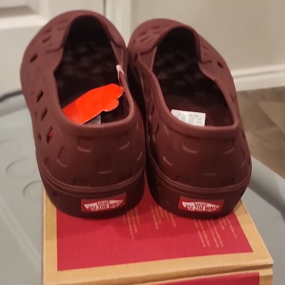 Vans Trek Slip-On Shoes - Picture 11 of 11